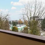 Bright Bardowskiego In Perfect For Remote Work By Renters *