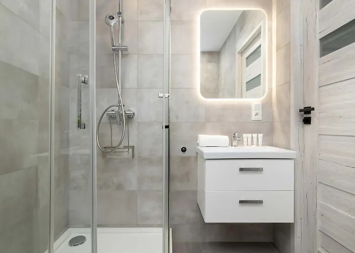 Bright Bardowskiego In Perfect For Remote Work By Renters Appartement